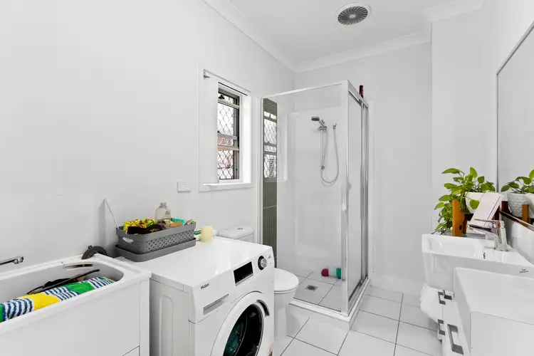 Fifth view of Homely townhouse listing, 2/180-182 Thorneside Road, Thorneside QLD 4158