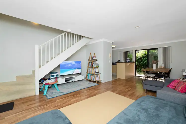 18 Bourton Road