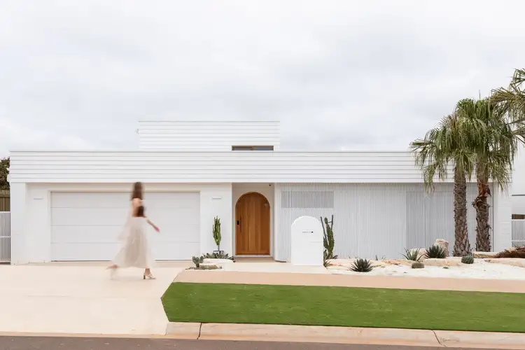 Main view of Homely house listing, 5 Moncrieff Close, Middle Ridge QLD 4350