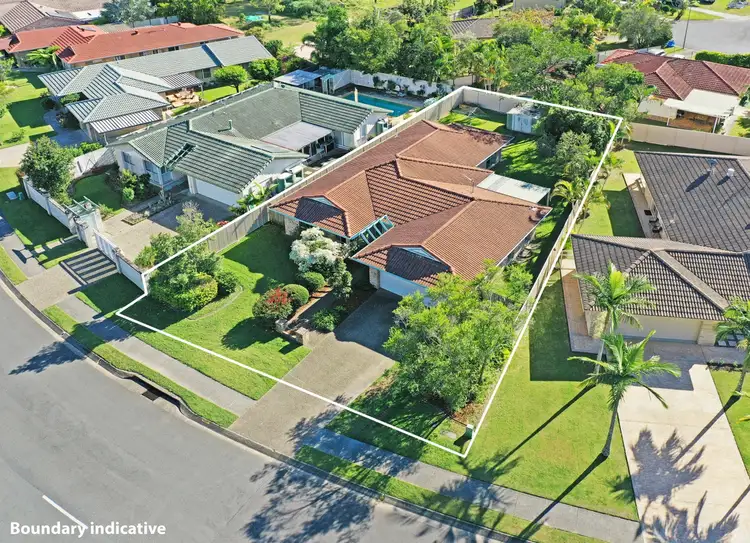 50 Saffron Street, Elanora QLD 4221