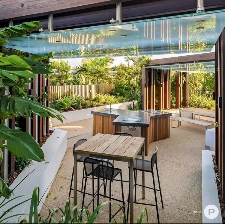 10416/320 MacArthur Avenue, Hamilton QLD 4007
