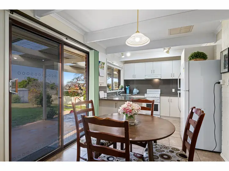 Fourth view of Homely house listing, 390 Red Hill Court, Lavington NSW 2641