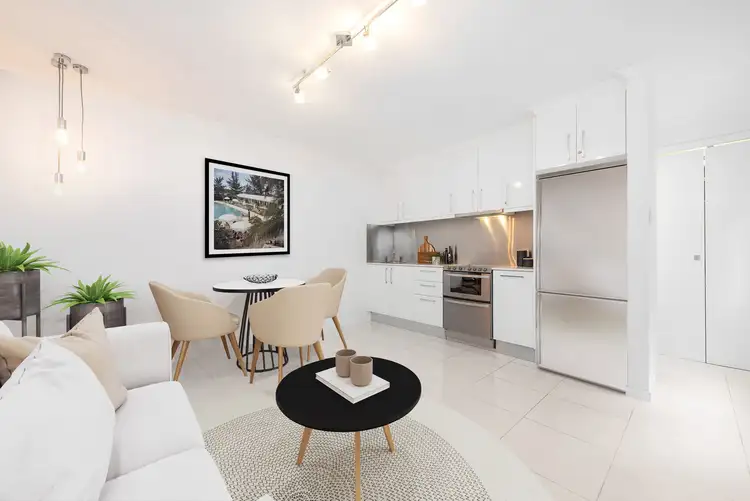 Main view of Homely unit listing, 4/22 Redfern Street, Woolloongabba QLD 4102