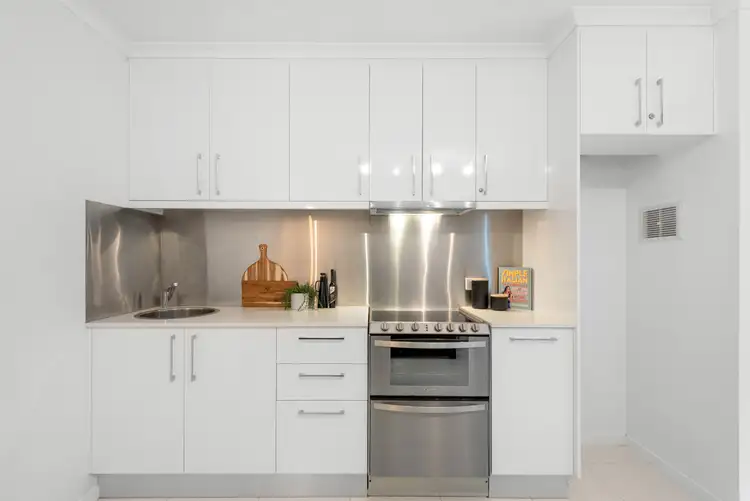 Third view of Homely unit listing, 4/22 Redfern Street, Woolloongabba QLD 4102