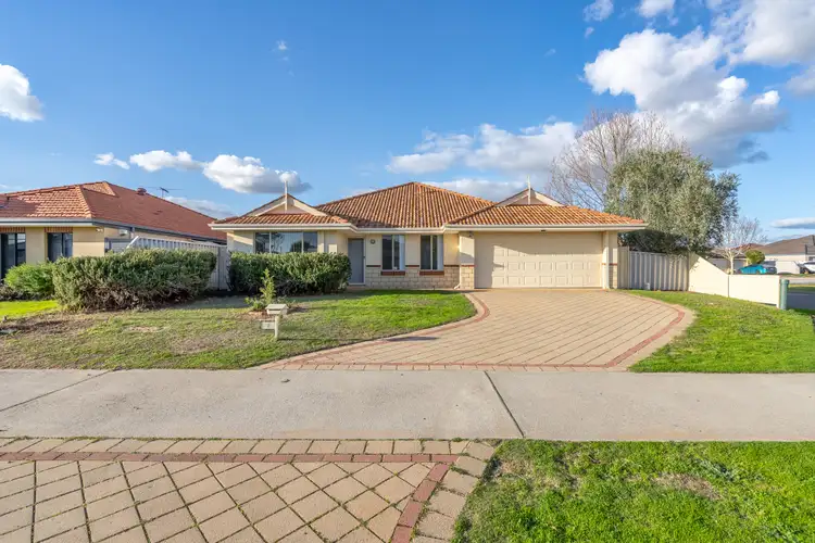 2 Laguardia Loop, Port Kennedy WA 6172