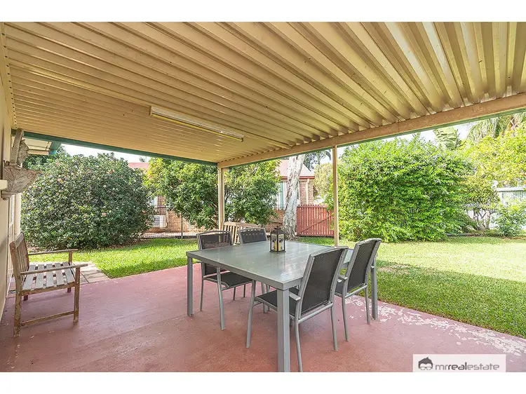 Second view of Homely house listing, 8 Banksia Place, Kawana QLD 4701