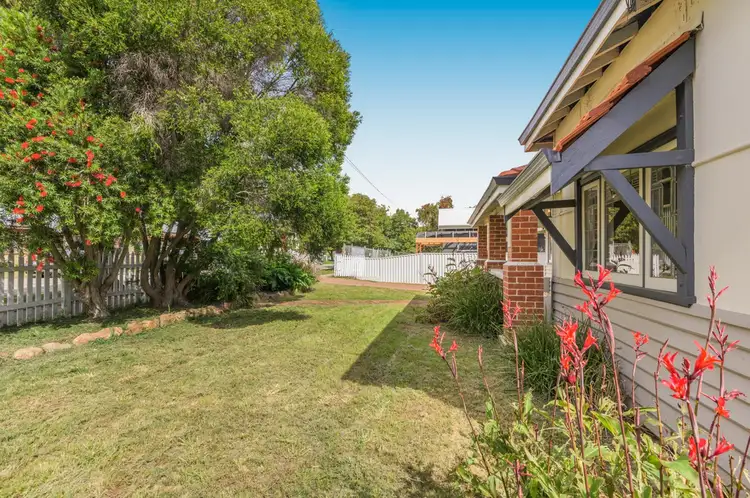 Fourth view of Homely house listing, 7/8 Chatham Road, Woodbridge WA 6056
