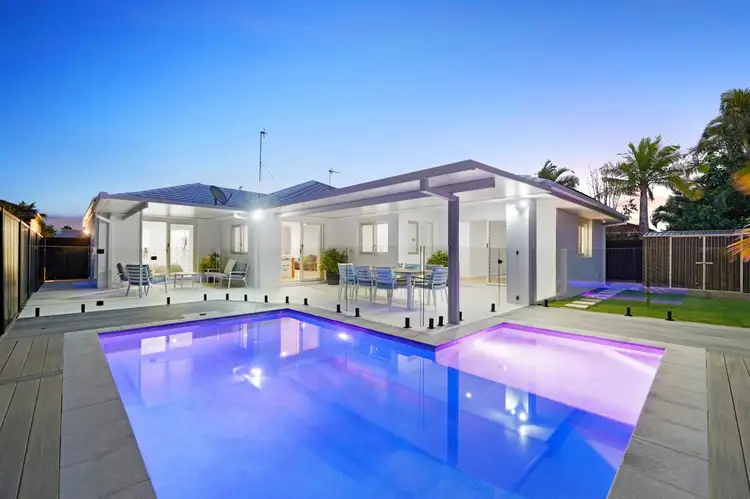 29 Nuthatch Street, Burleigh Waters QLD 4220