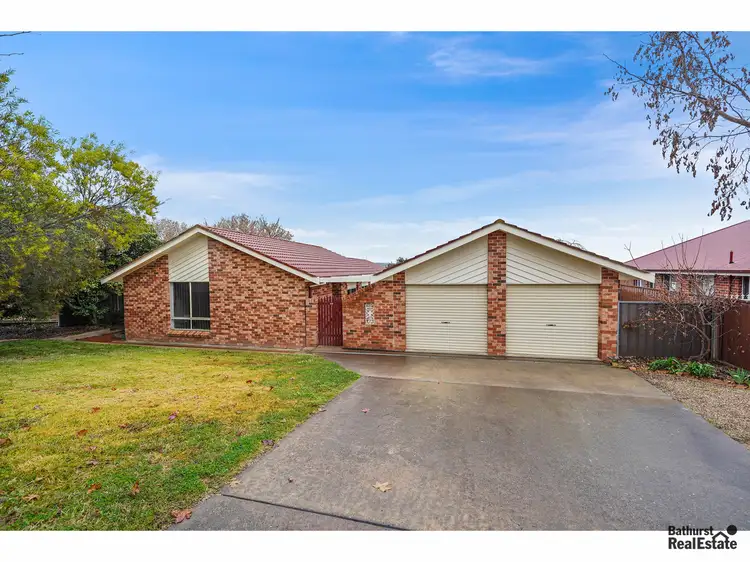 15 Messenger Street, Windradyne NSW 2795