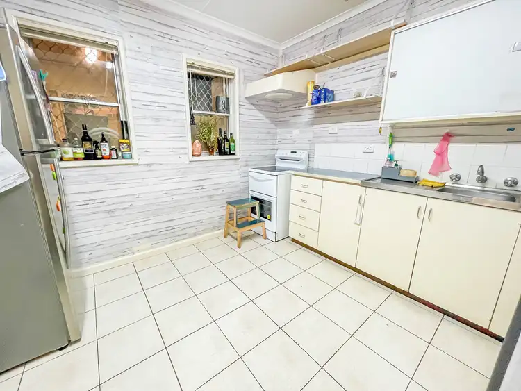 2 Edwins Way, South Hedland WA 6722