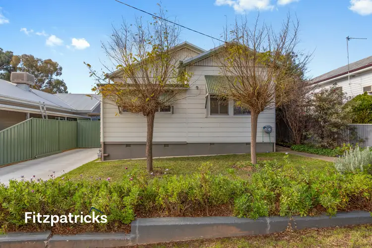 9 Richard Street, Turvey Park NSW 2650