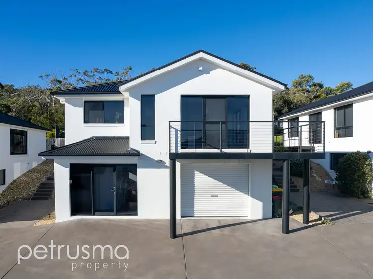 3/654 Oceana Drive, Tranmere TAS 7018