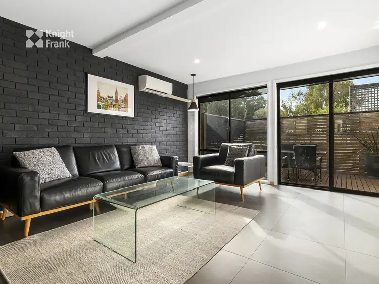 2/70 Queen Street, Sandy Bay TAS 7005