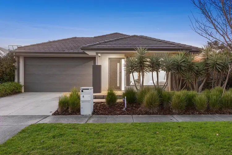 8 Saltbreeze Boulevard, Armstrong Creek VIC 3217