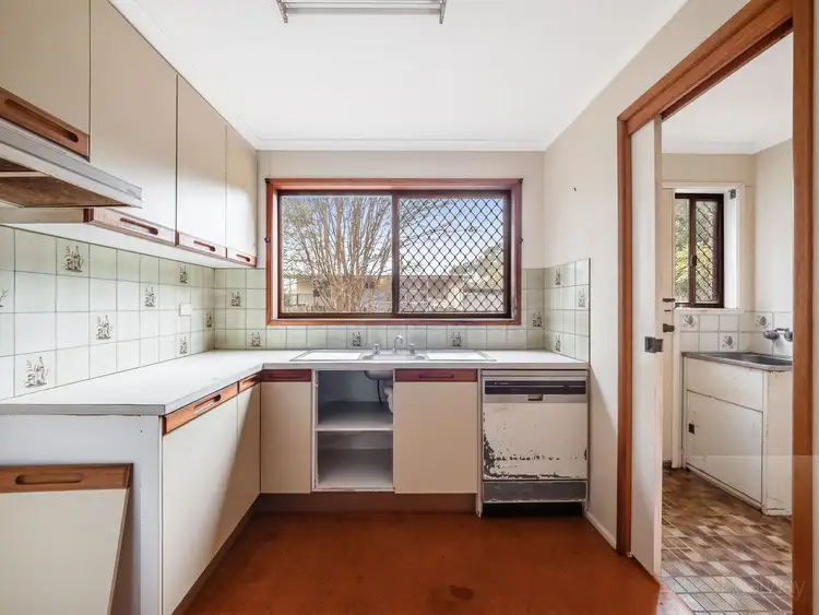 Fourth view of Homely unit listing, 2/6 Sherry Street, Wilsonton Heights QLD 4350