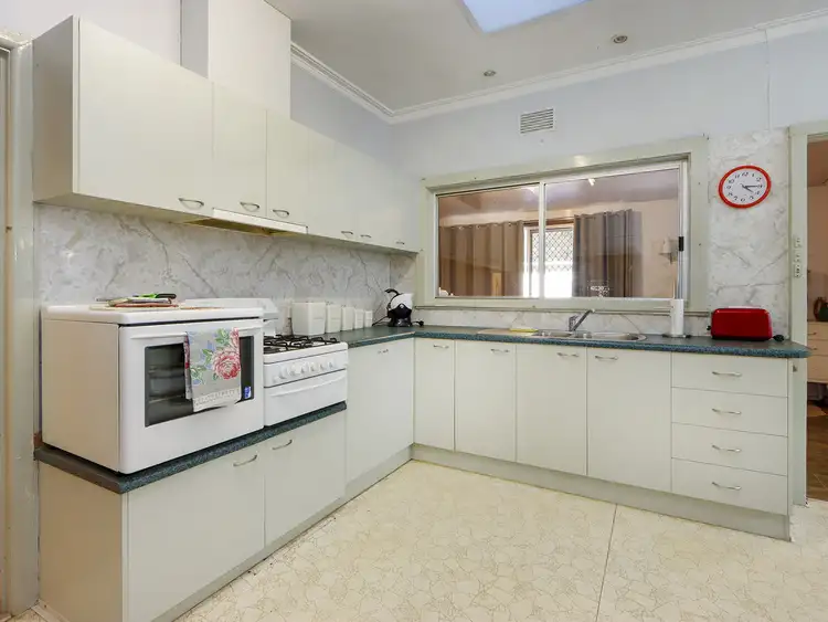 Second view of Homely house listing, 114 Fitzroy Street, Sale VIC 3850