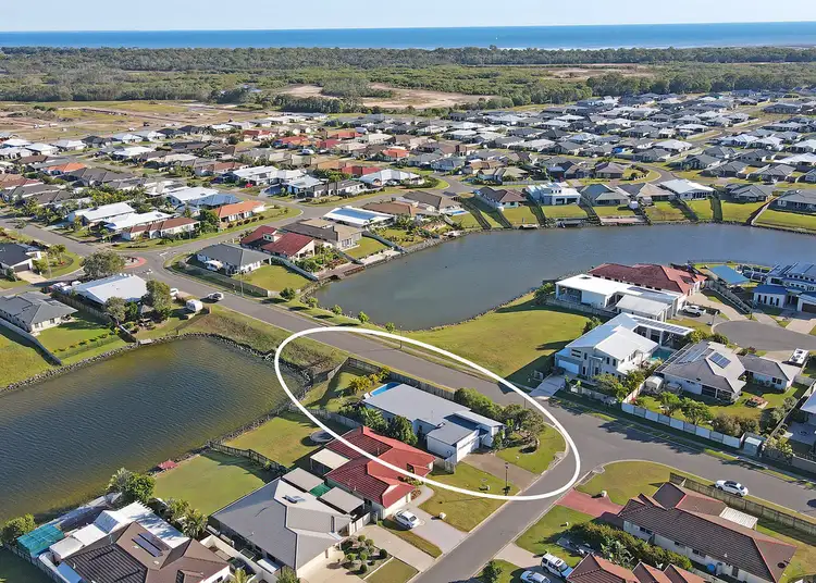 64 Earl St Vincent Circuit, Eli Waters QLD 4655