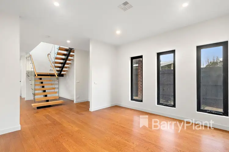 Fifth view of Homely townhouse listing, 2/143 Jetty Road, Rosebud VIC 3939