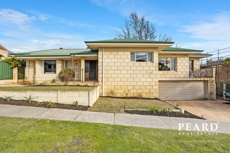 14 Moorland Street, Scarborough WA 6019