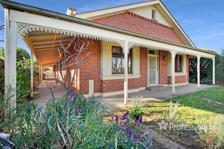 45 Fox Street, Wagga Wagga NSW 2650