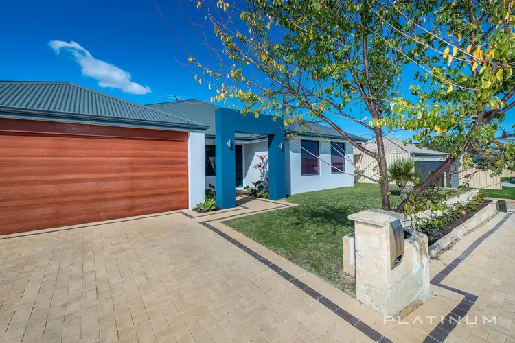 18 Pintabona Drive, Sinagra WA 6065