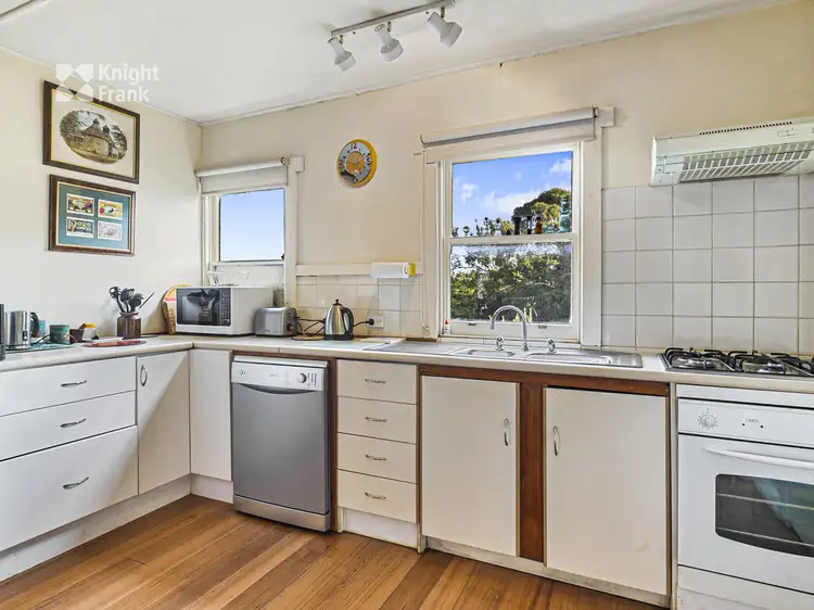 25 Gordon Street, Swansea TAS 7190