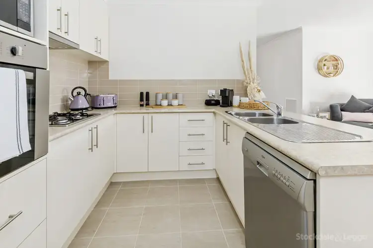 Fifth view of Homely unit listing, 2/424 McClelland Drive, Langwarrin VIC 3910