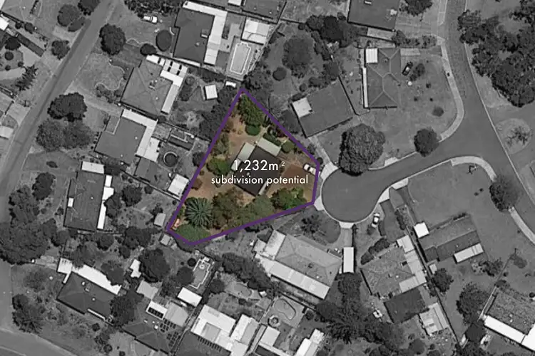 5 Earl Court, Calista WA 6167