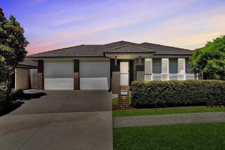11 Fury Street, Oran Park NSW 2570