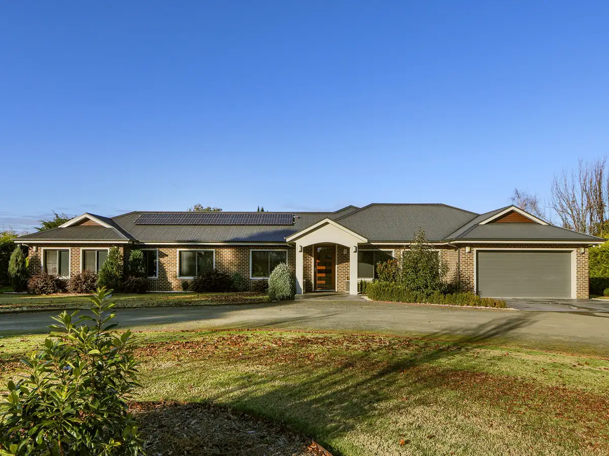 Main view of Homely house listing, 5 Evelyn Drive, Sale VIC 3850
