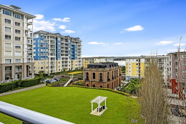 406/7-11 Magnolia Drive, Breakfast Point NSW 2137