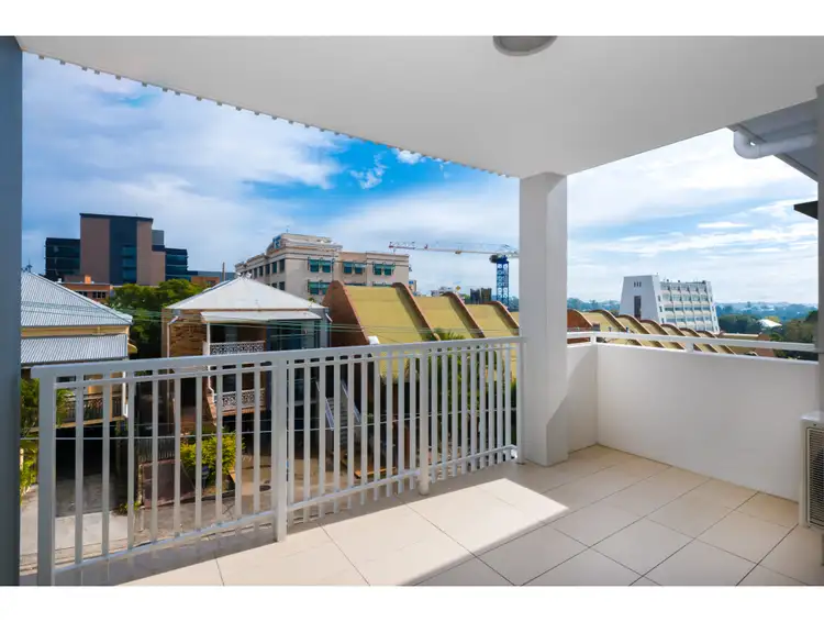 Main view of Homely apartment listing, 6/23 Allenby Street, Spring Hill QLD 4000