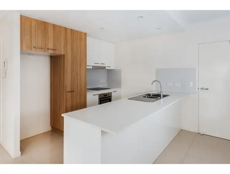 Third view of Homely apartment listing, 6/23 Allenby Street, Spring Hill QLD 4000