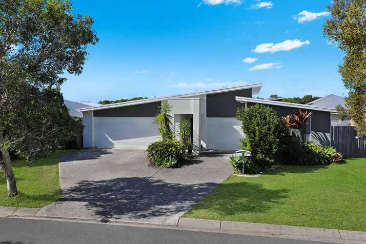 1 & 2/30 Ruby Crescent, Meridan Plains QLD 4551