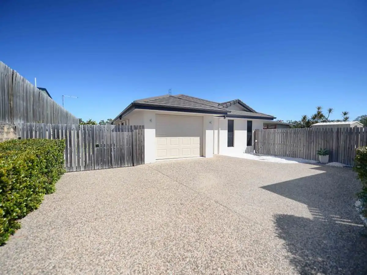 Main view of Homely semi-detached listing, 2/6 Clarendon Street, Clinton QLD 4680