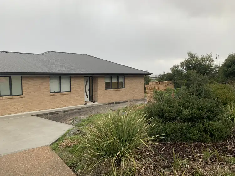 39 Enchantress Street