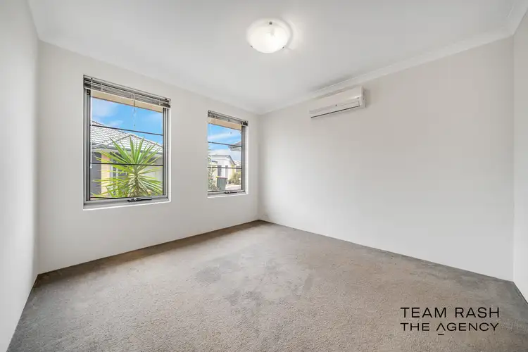 Second view of Homely house listing, 4/18 Oligantha Elbow, Banksia Grove WA 6031