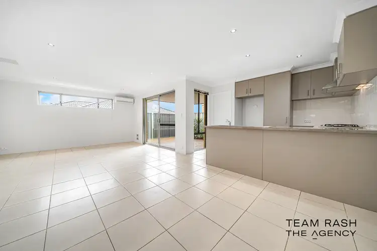 Sixth view of Homely house listing, 4/18 Oligantha Elbow, Banksia Grove WA 6031