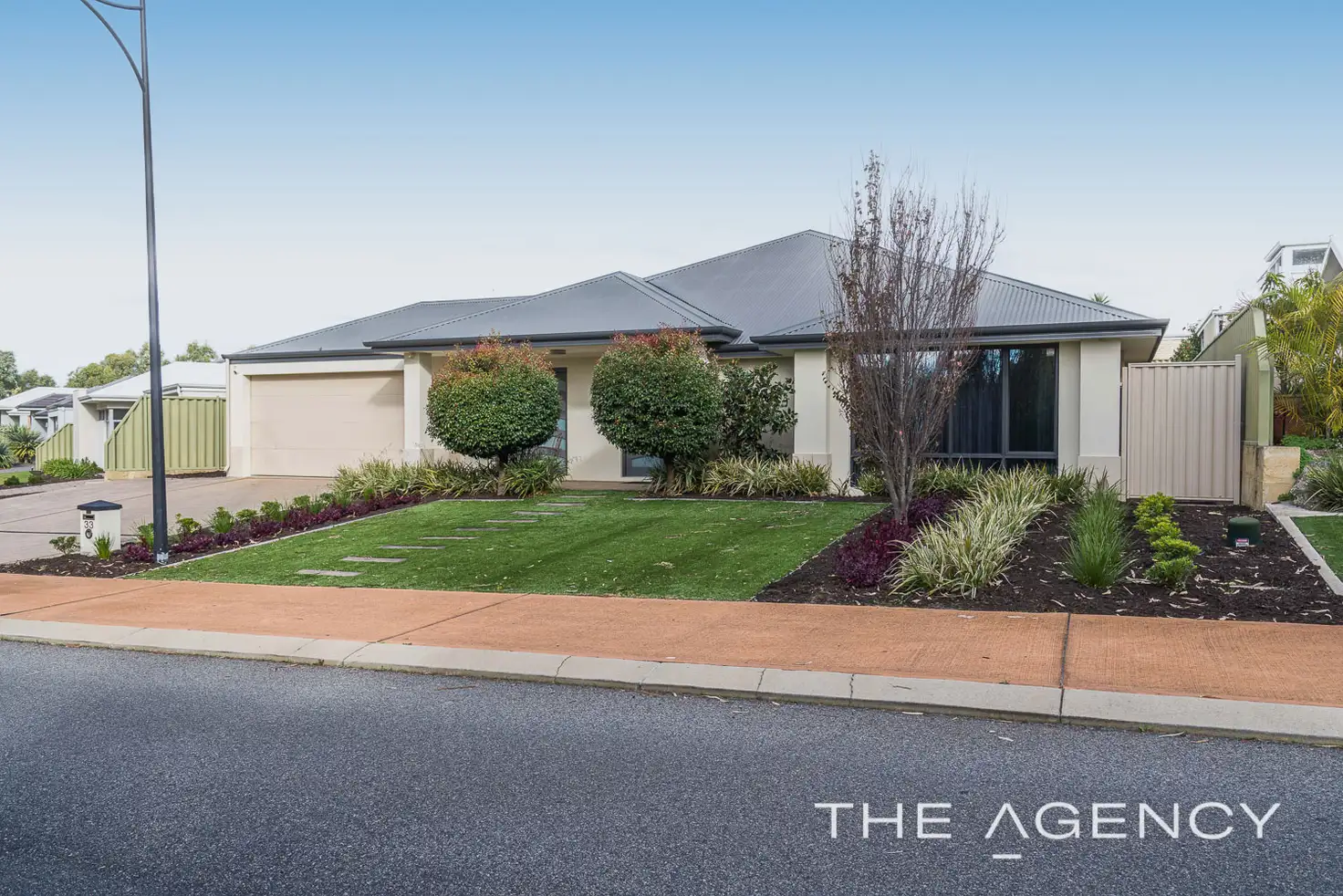 Main view of Homely house listing, 33 Aubin Grove Link, Aubin Grove WA 6164