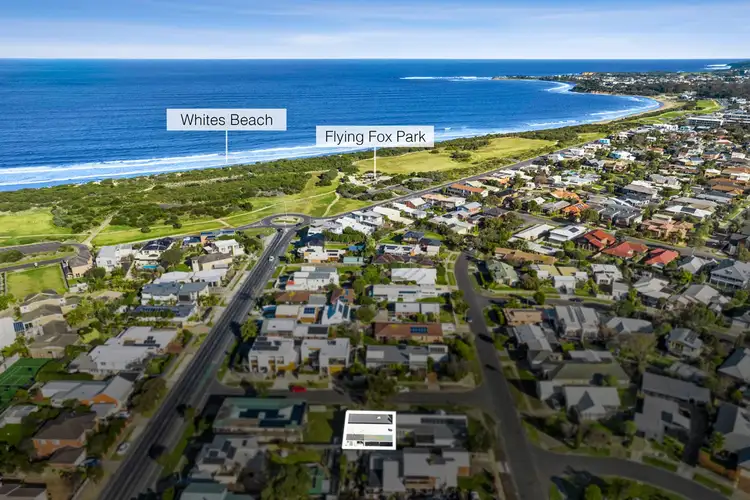 2/57 Glaneuse Avenue, Torquay VIC 3228