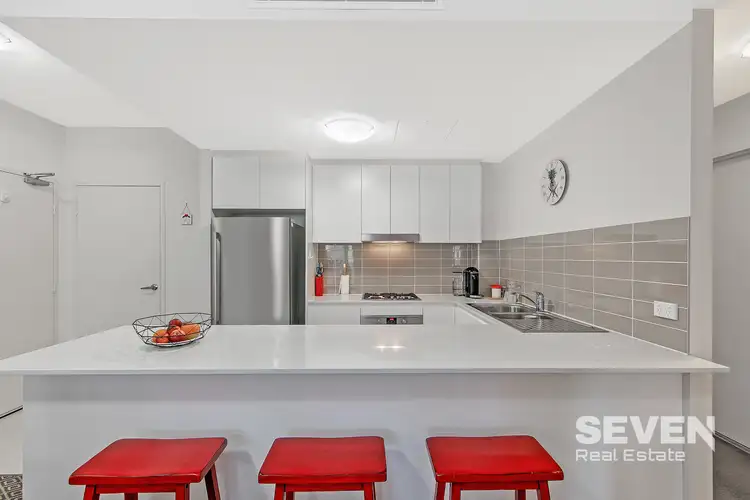 8/4-6 Peggy Street, Mays Hill NSW 2145