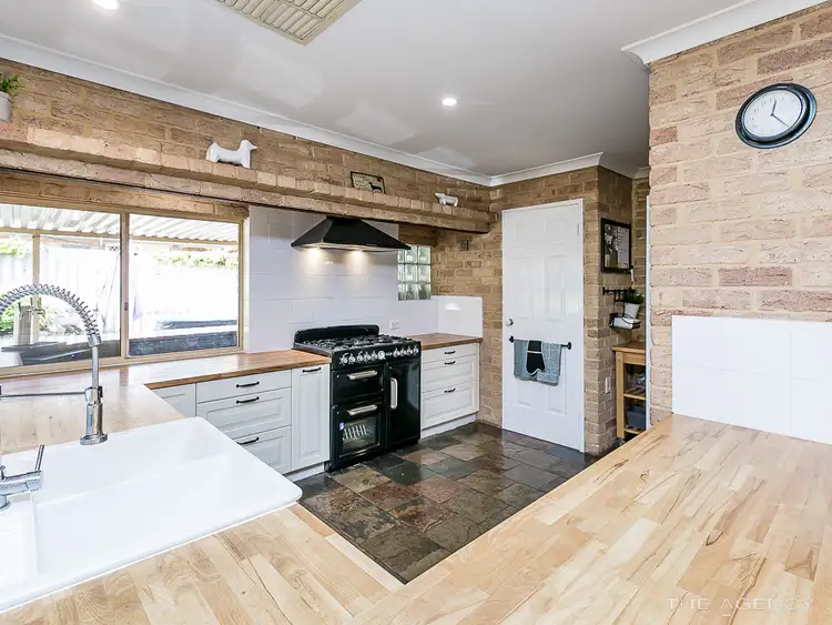 11 Roderick Court, Heathridge WA 6027