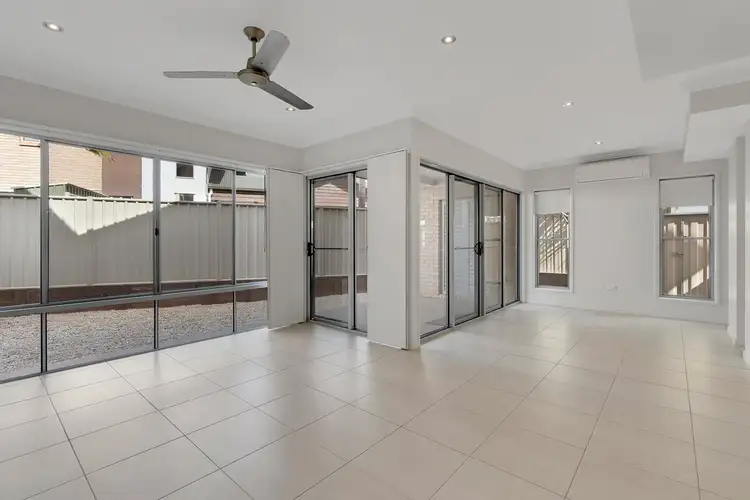 Fifth view of Homely house listing, 9/20-24 Mooney Crescent, Emerald QLD 4720