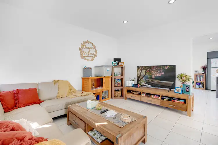 Sixth view of Homely house listing, 6 Lilly Close, Emerald QLD 4720