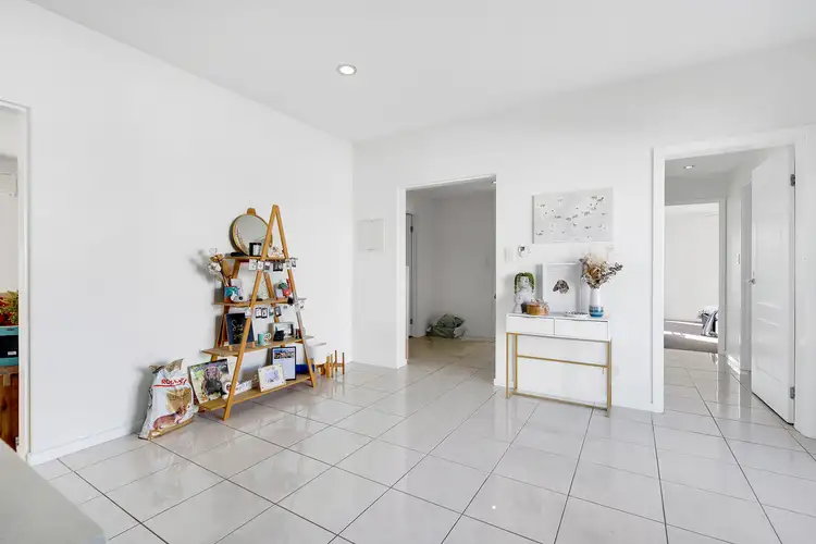 Seventh view of Homely house listing, 6 Lilly Close, Emerald QLD 4720