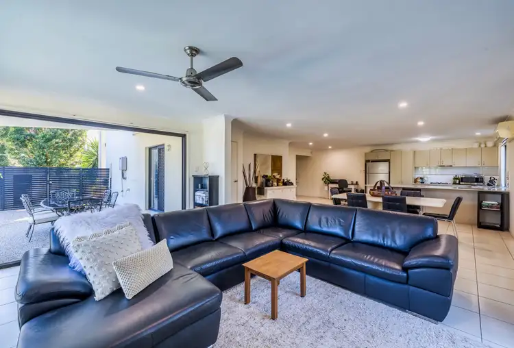Fourth view of Homely house listing, 2/5 Allamanda Grove, Bundall QLD 4217