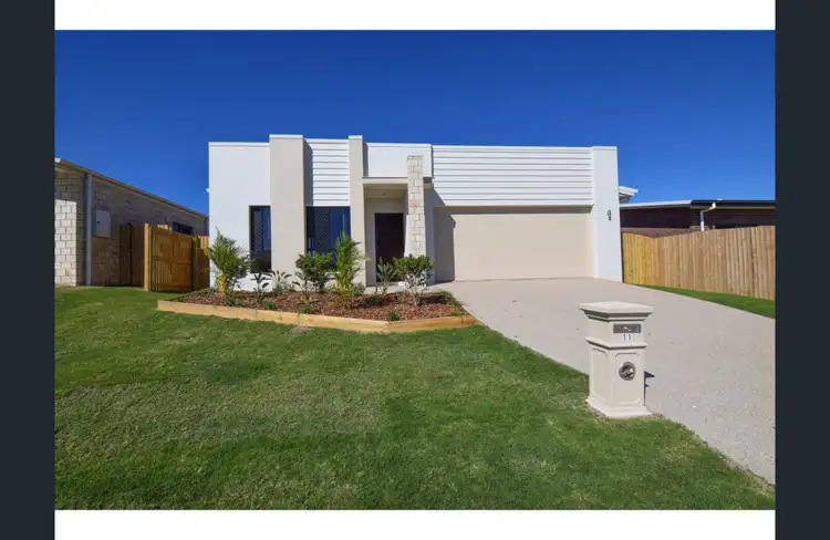 11 Graduate Parade, Norman Gardens QLD 4701