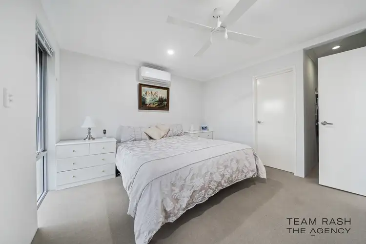 33 Kurrajong Boulevard, Banksia Grove WA 6031