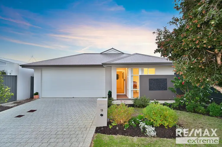 13 Mountain Street, Banksia Grove WA 6031