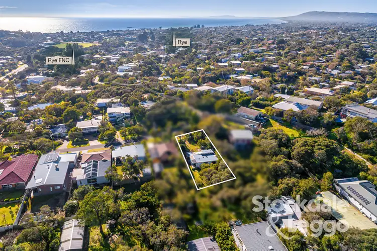 14 Leawarra Street, Rye VIC 3941
